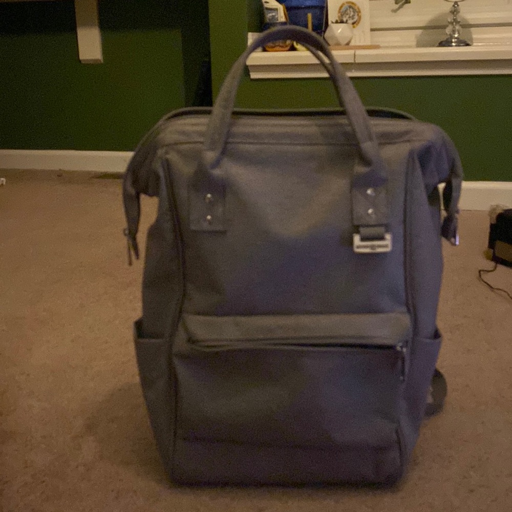 swissgear grey backpack!